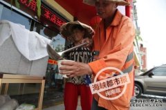 三明饭店老板点赞！晋江一饭店老板设爱